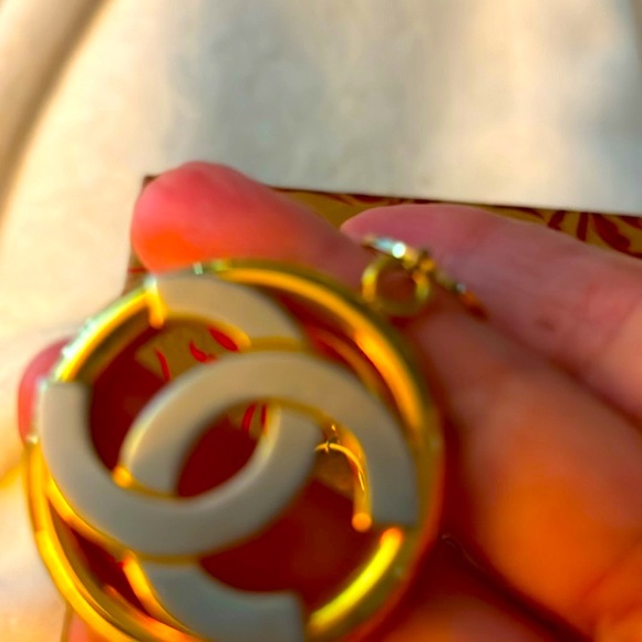 Vintage CC Design Earrings Two Tone Brushed silver and gold - Picture 3 of 6